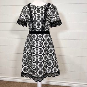 IMNYC Isaac Mizrahi Black and White Embroidered and Lace Dress Size 10